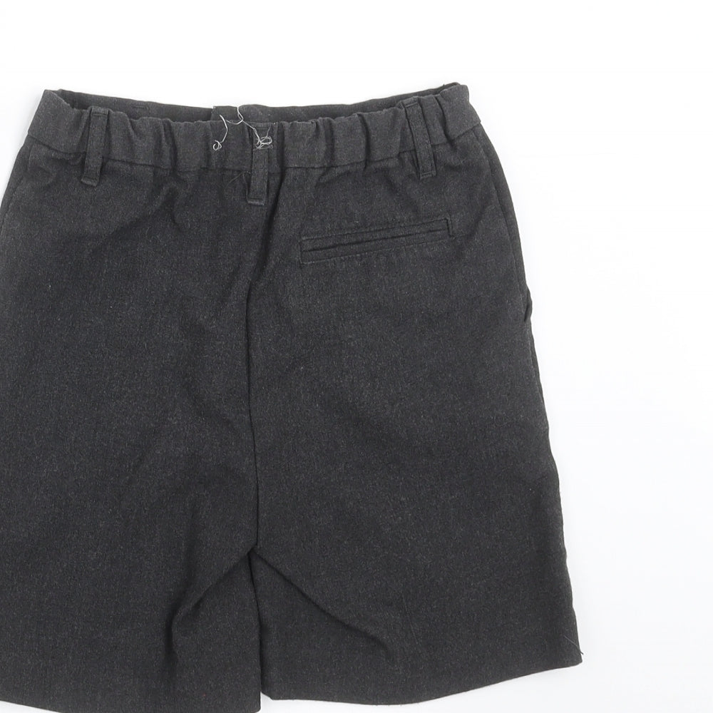 TU Boys Grey   Chino Shorts Size 7 Years - school