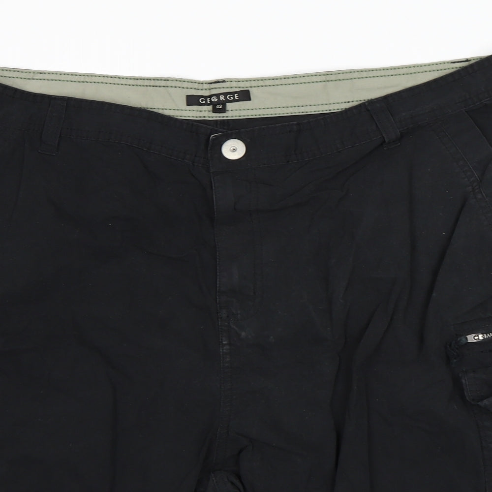 George Mens Black   Cargo Shorts Size 42