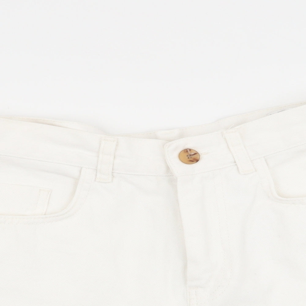 authentic denim Womens White   Hot Pants Shorts Size 6 - denim shorts