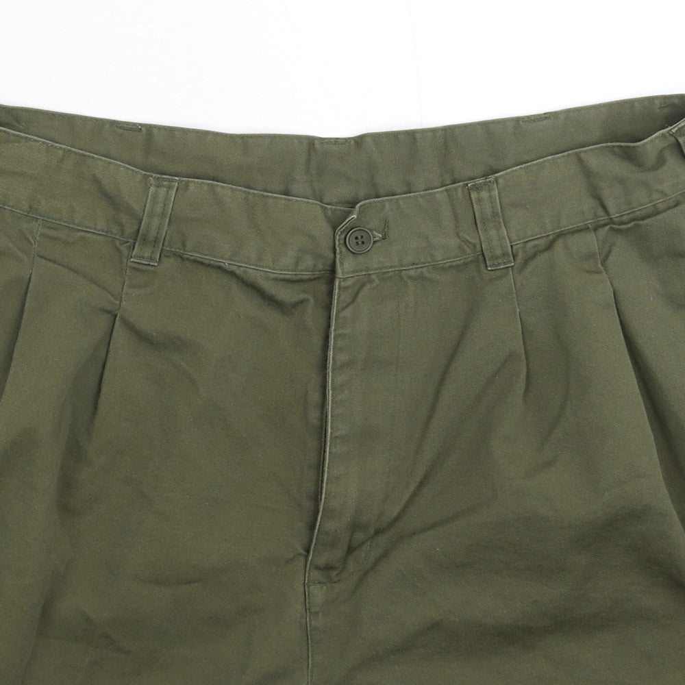 Brooker Mens Green   Chino Shorts Size 32