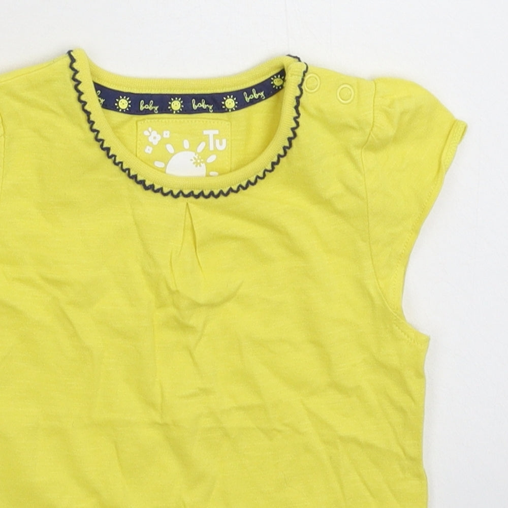 TU Girls Yellow   Basic T-Shirt Size 12-18 Months