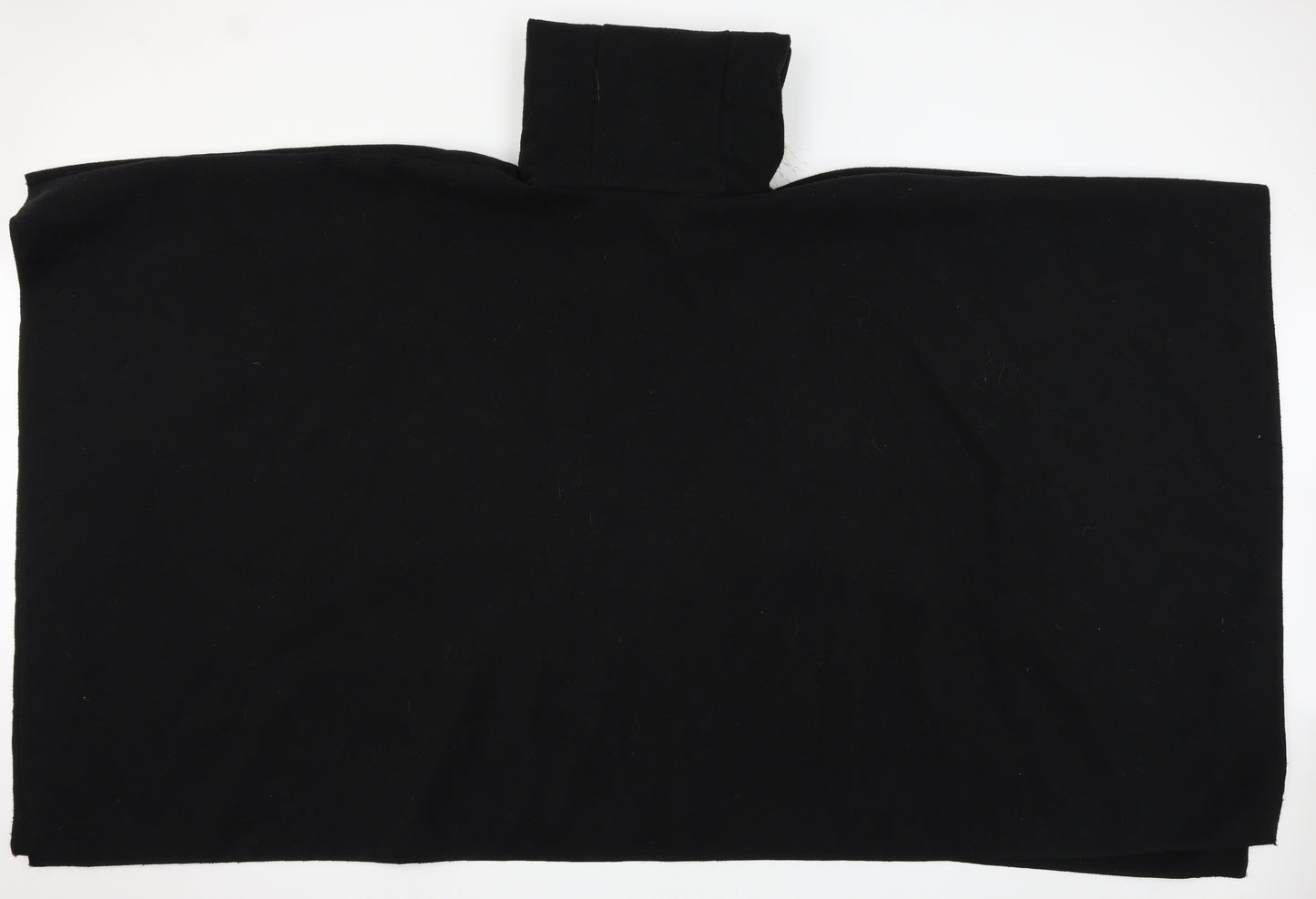 Preworn Womens Black  Fleece Jacket  One Size  - Poncho