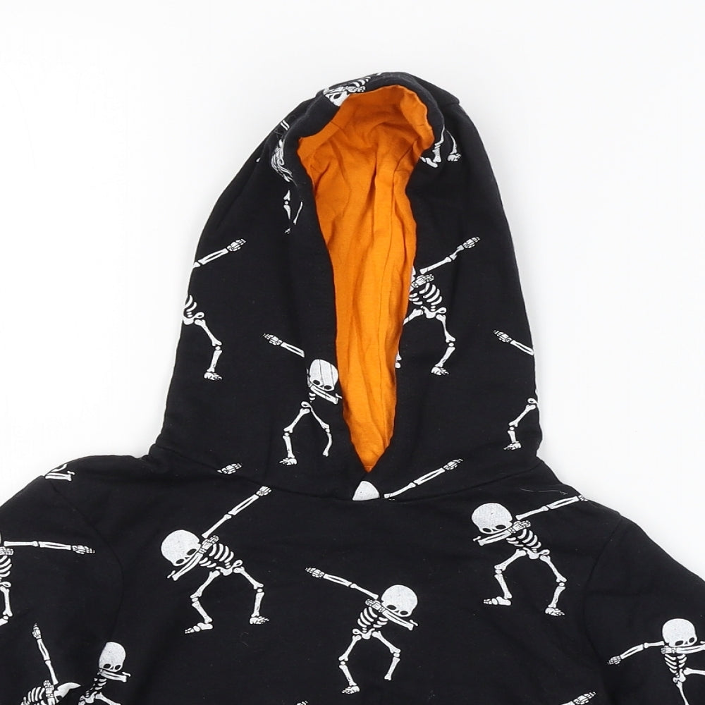 Preworn Boys Black Geometric  Pullover Hoodie Size 3-4 Years