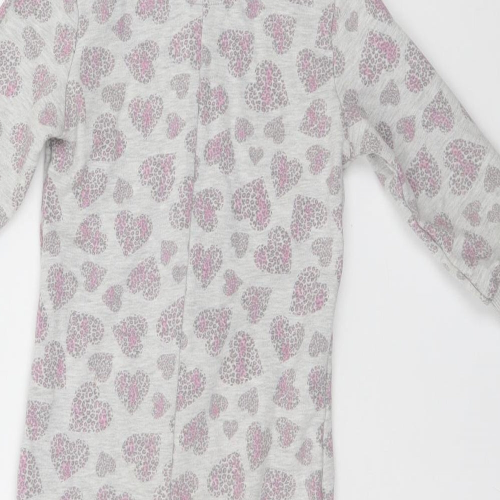 Primark Girls Grey Geometric   Bodysuit Size 5-6 Years  - Hearts, Onesie