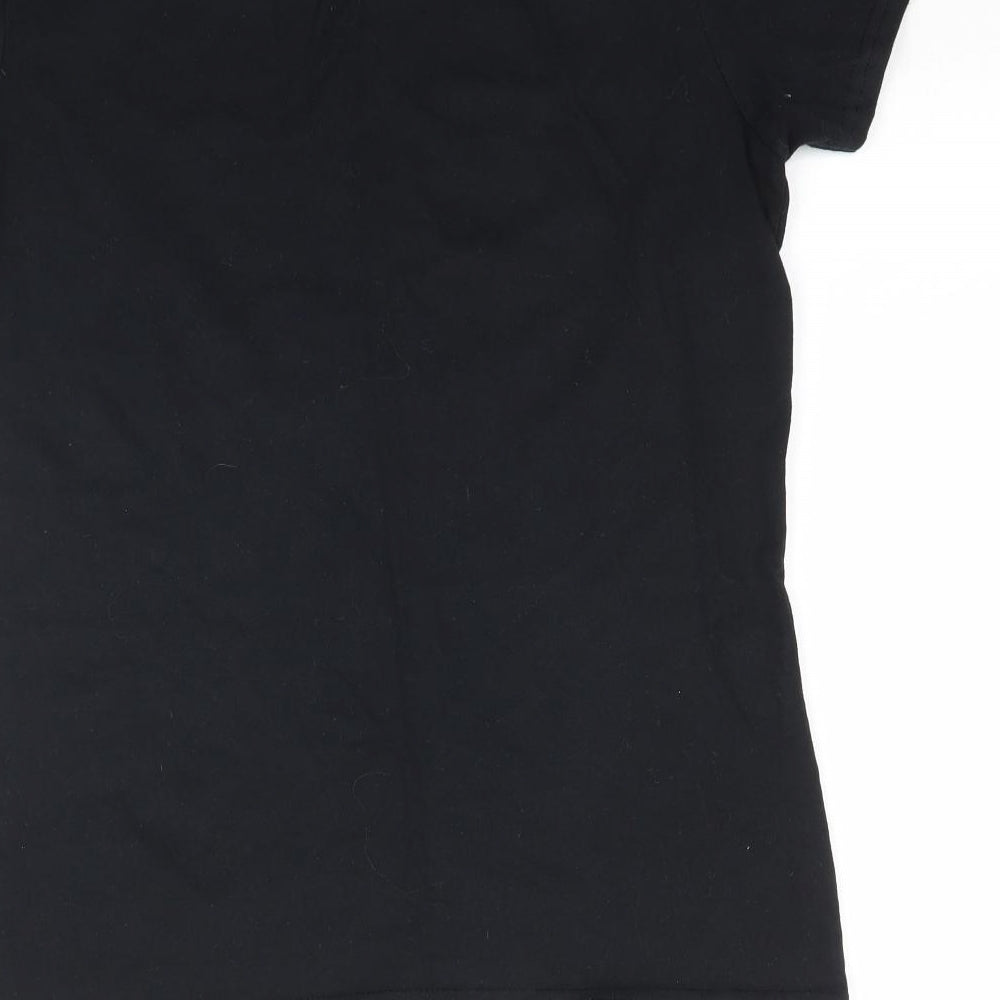 Gildan Womens Black   Basic T-Shirt Size M  - Cobra Kai