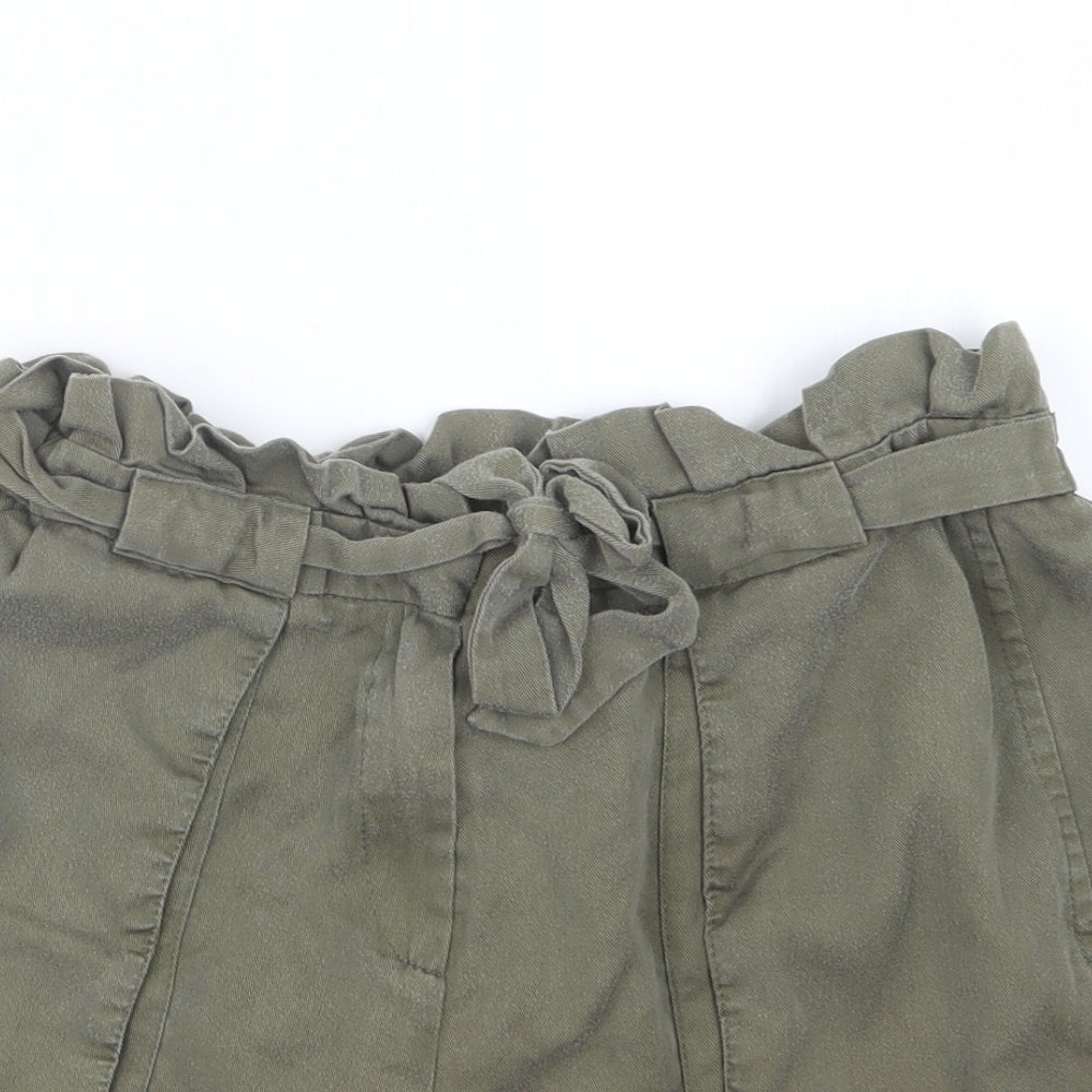 Concept Womens Green   Boyfriend Shorts Size 10