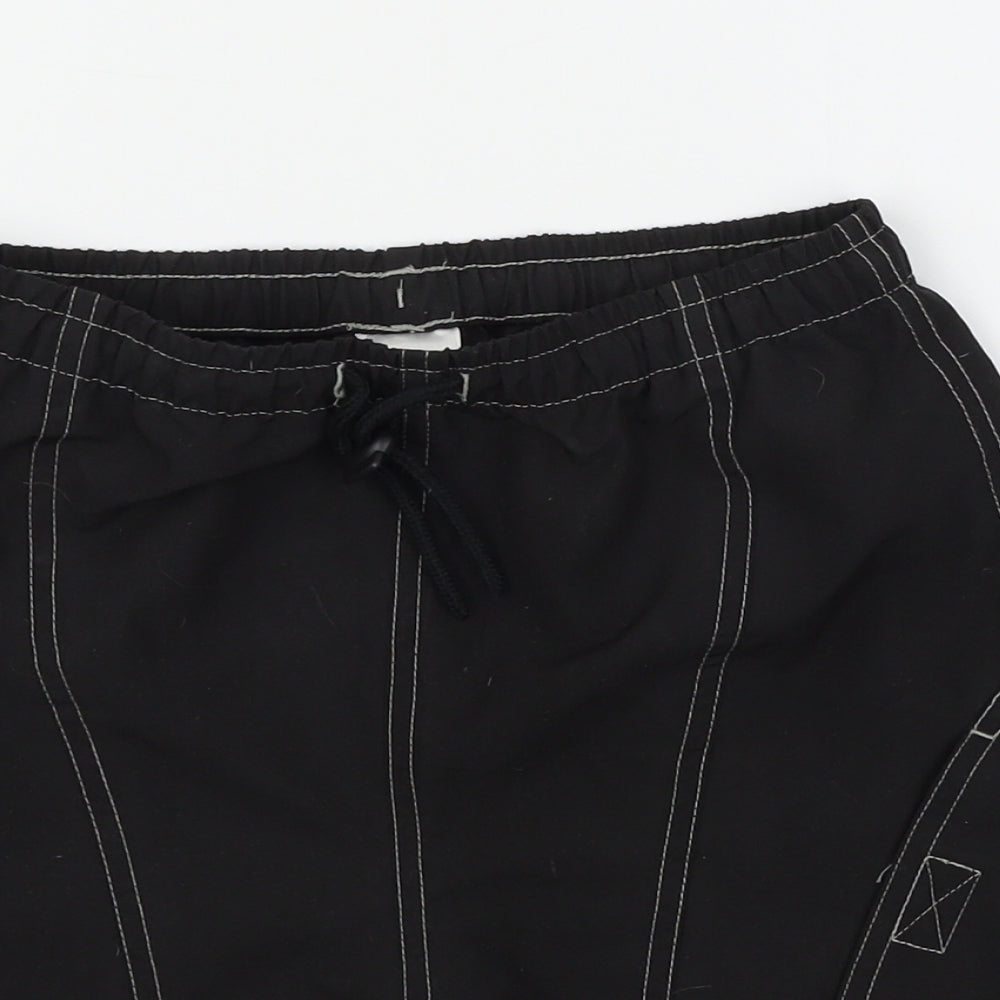 Oxylane Boys Black   Sweat Shorts Size 10 Years
