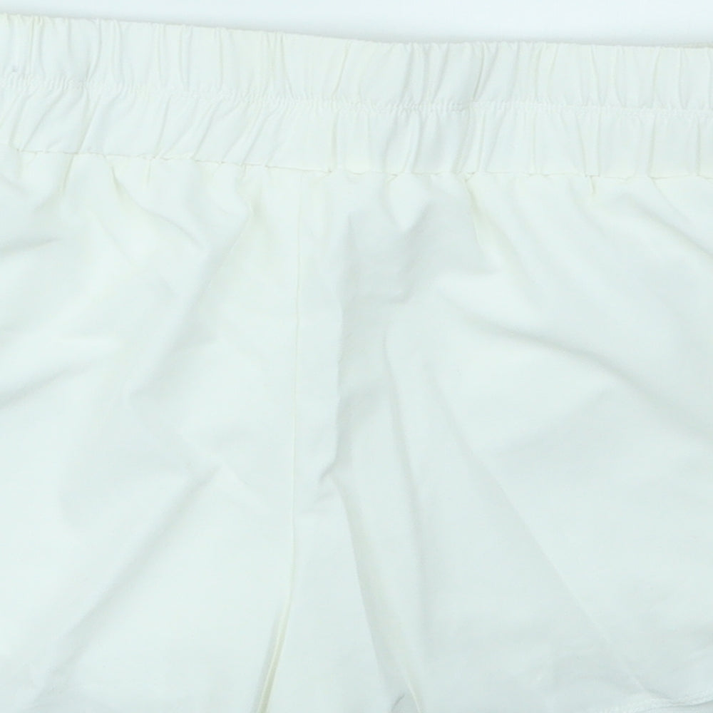 Preworn Womens White   Cut-Off Shorts Size M - stretch waistband