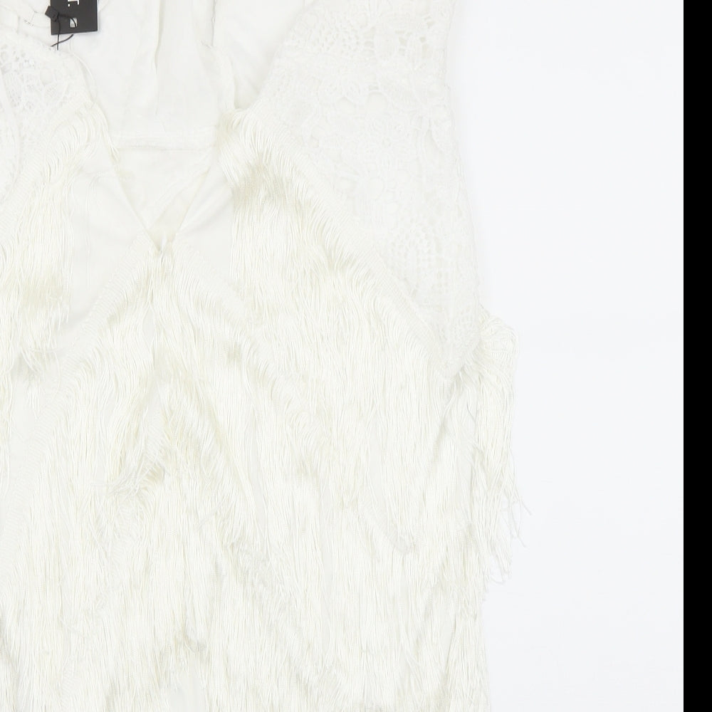 I SAW IT FIRST Womens White   Basic Tank Size 12