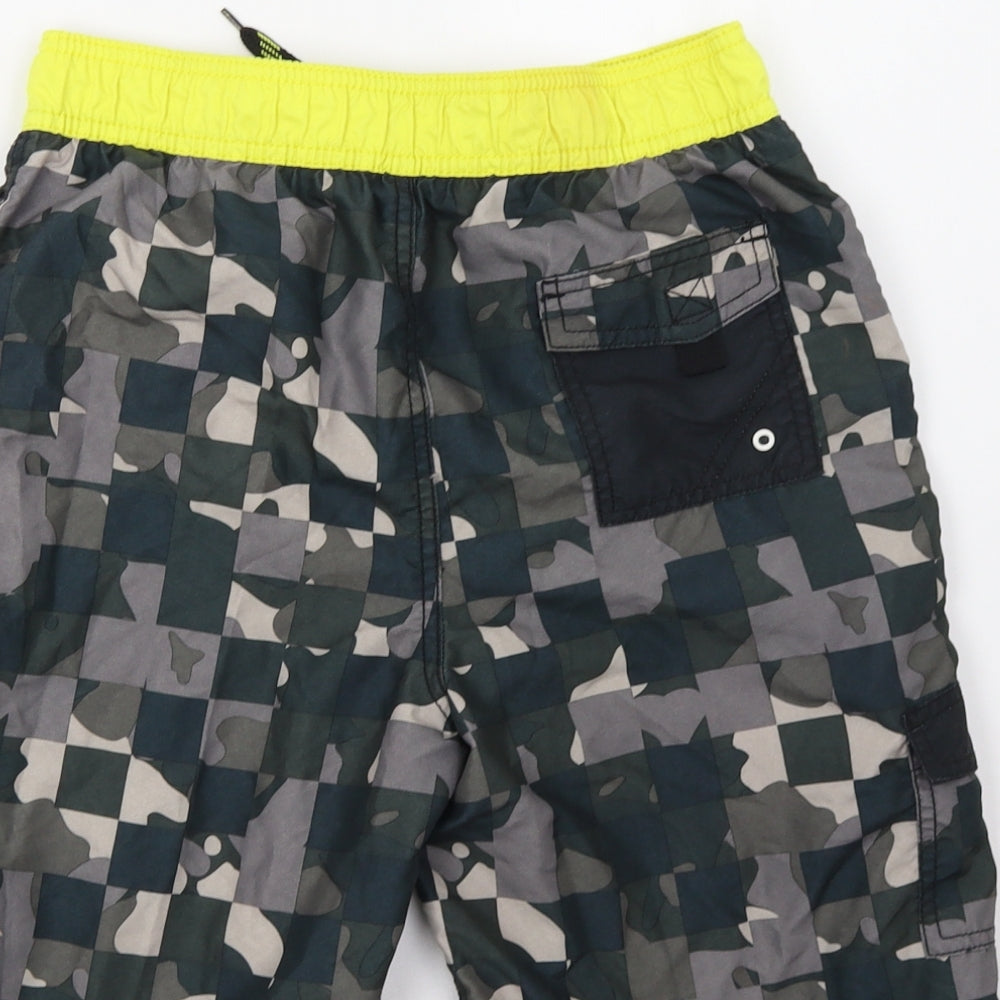 George Boys Green Camouflage  Sweat Shorts Size 12-13 Years