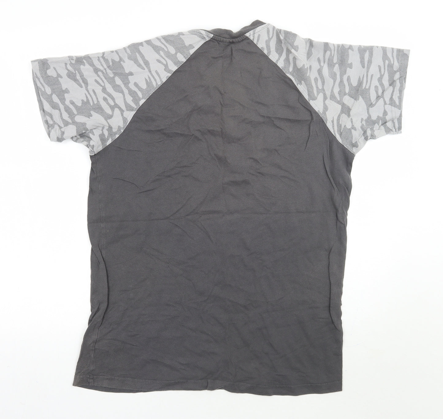McKenzie Mens Grey Camouflage   T-Shirt Size M