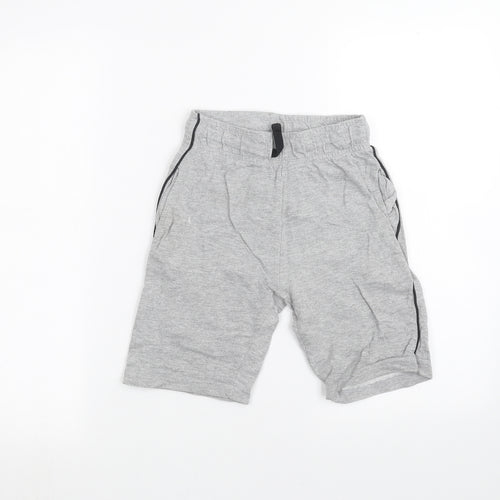 Preworn Boys Grey   Sweat Shorts Size 7 Years