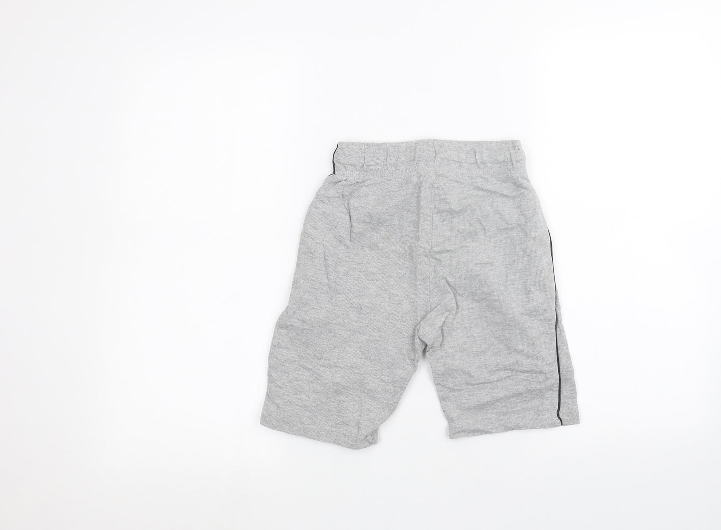 Preworn Boys Grey   Sweat Shorts Size 7 Years