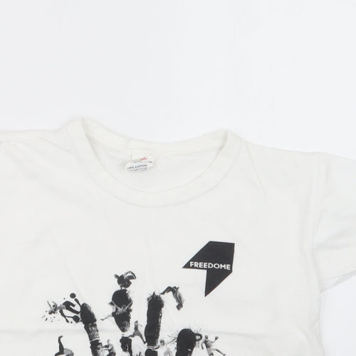 Stars & Stripes Boys White   Basic T-Shirt Size 5-6 Years
