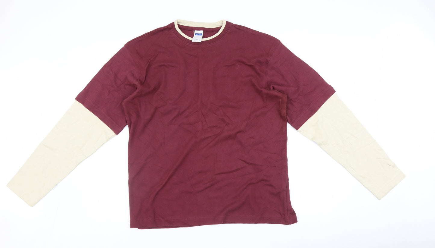 Avenue Mens Red    T-Shirt Size M