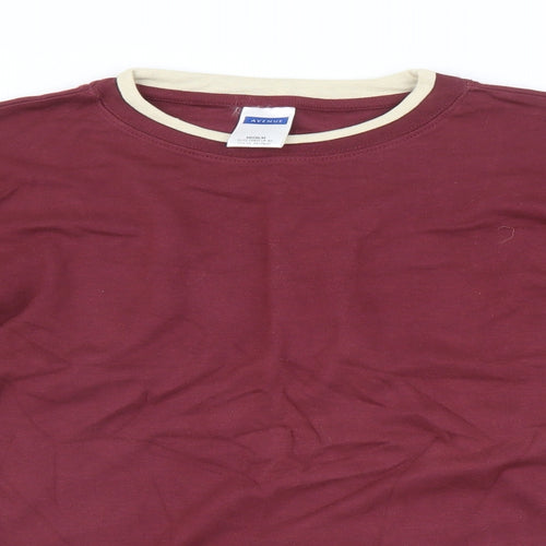 Avenue Mens Red    T-Shirt Size M