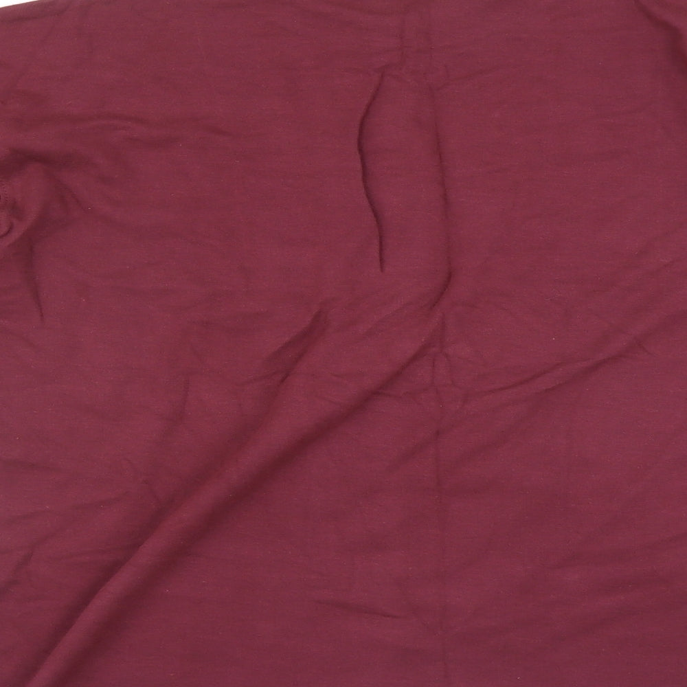 Avenue Mens Red    T-Shirt Size M