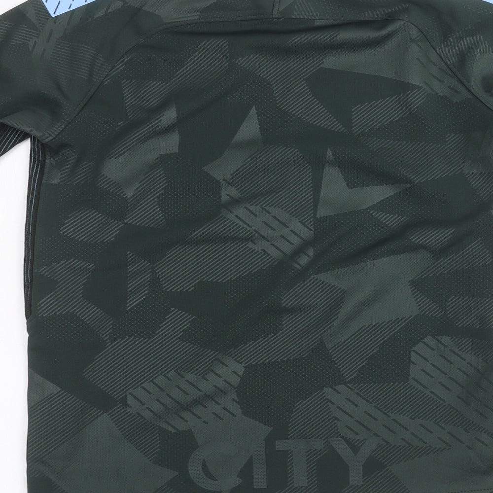 Nike Boys Green   Basic T-Shirt Size 12-13 Years  - Manchester City Football Club