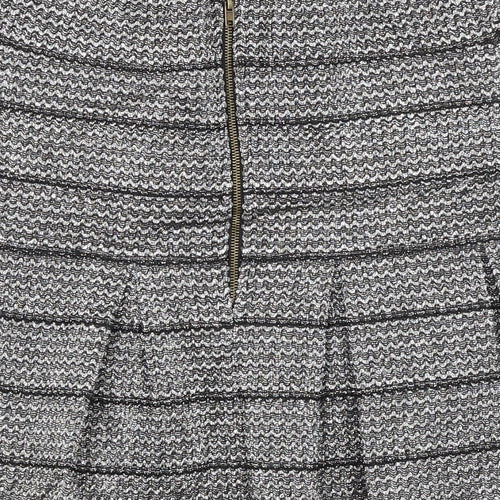 Preworn Womens Silver Argyle/Diamond  A-Line Skirt Size M