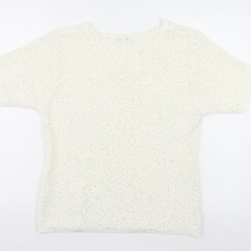 Classic Womens White   Basic T-Shirt Size M