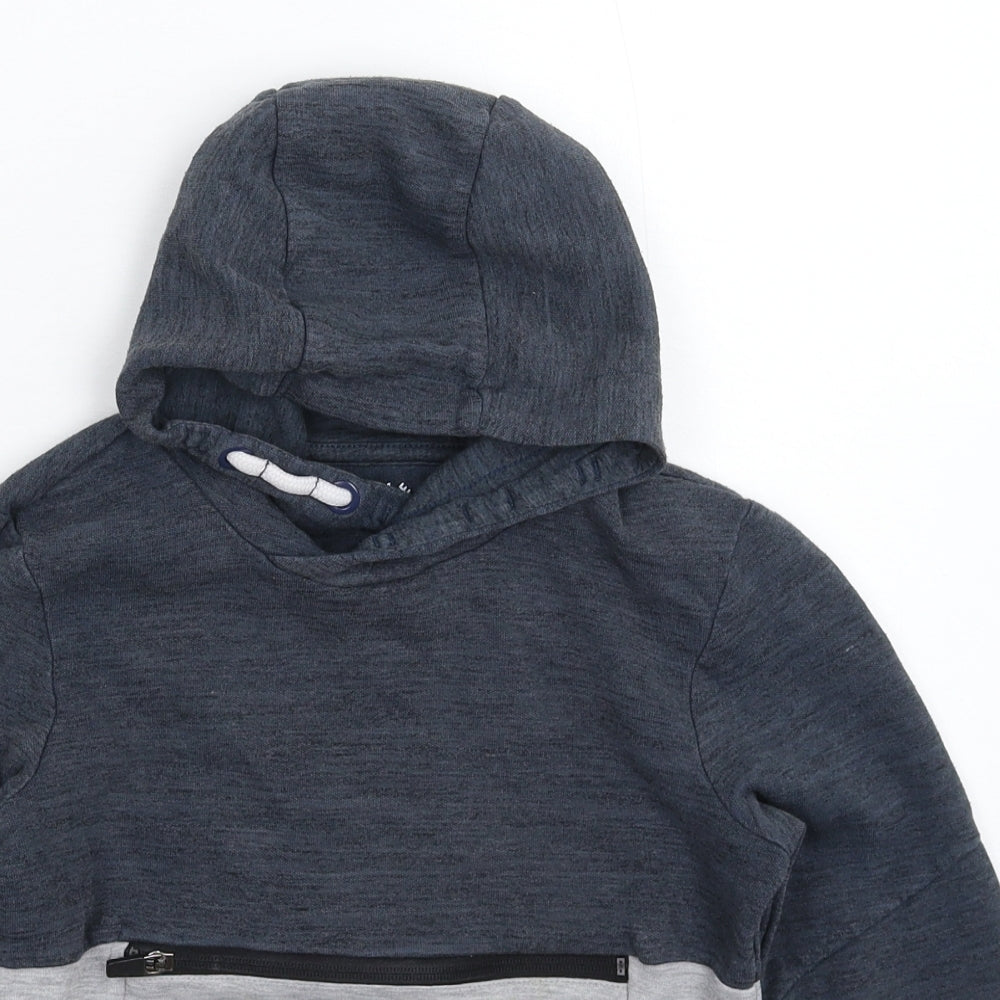 Nutmeg Boys Grey   Pullover Hoodie Size 8-9 Years