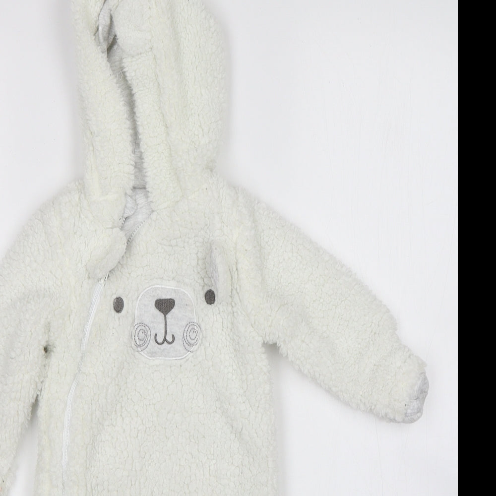 Primark Baby White   Babygrow One-Piece Size 3-6 Months