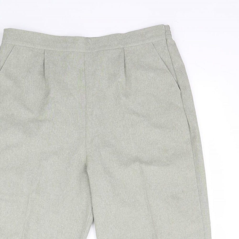 Classic Womens Green   Chino Shorts Size 14