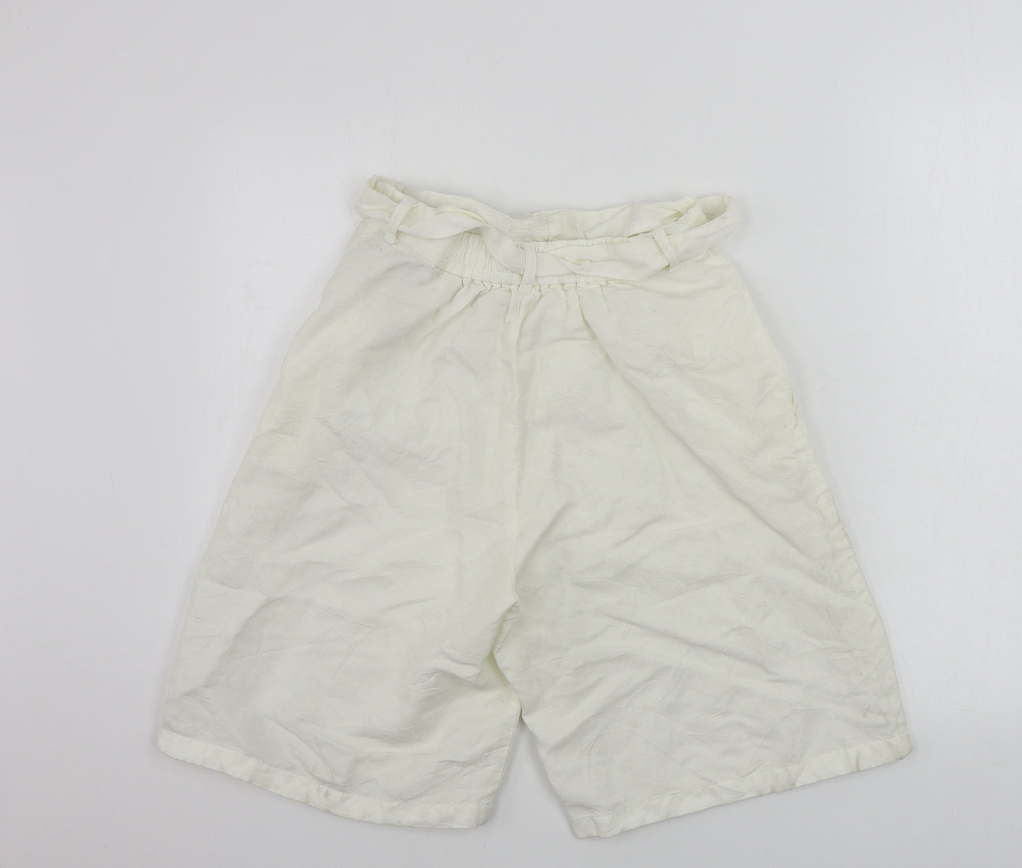 Marks and Spencer  Womens Ivory   Chino Shorts Size 8