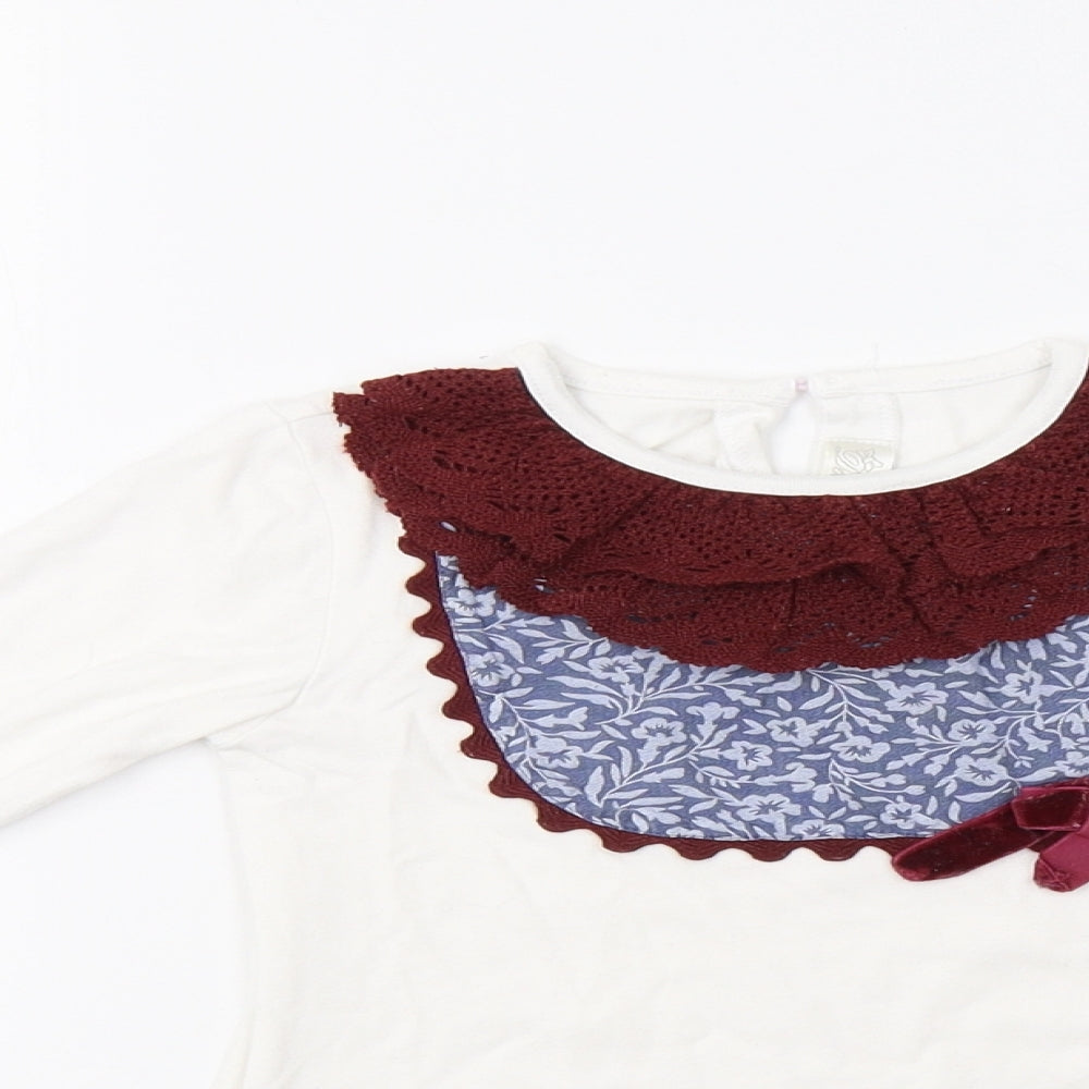 Dolce Petit Girls White   Basic T-Shirt Size 6 Years  - Embroidered Detail