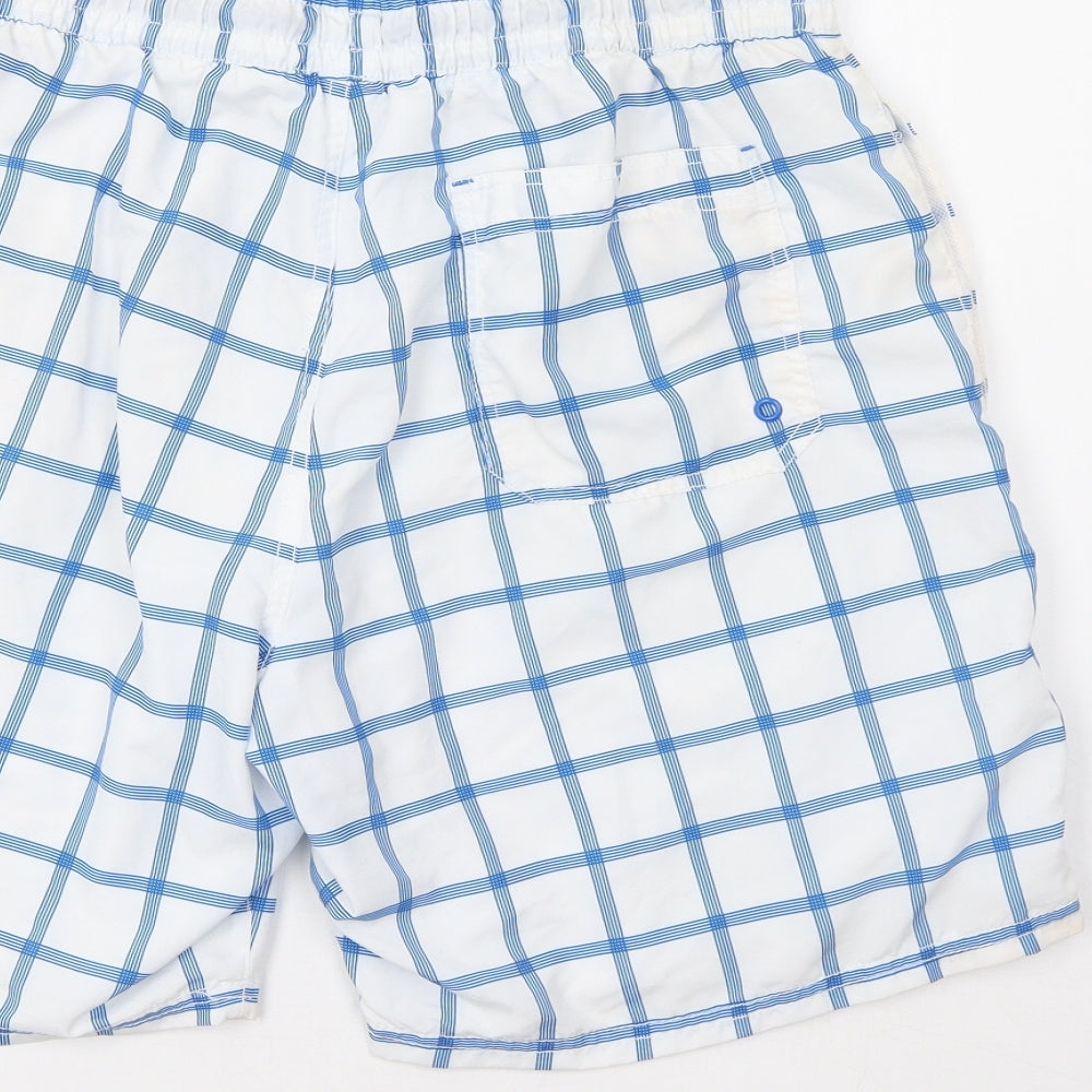 McKenzie Mens White Check  Bermuda Shorts Size L