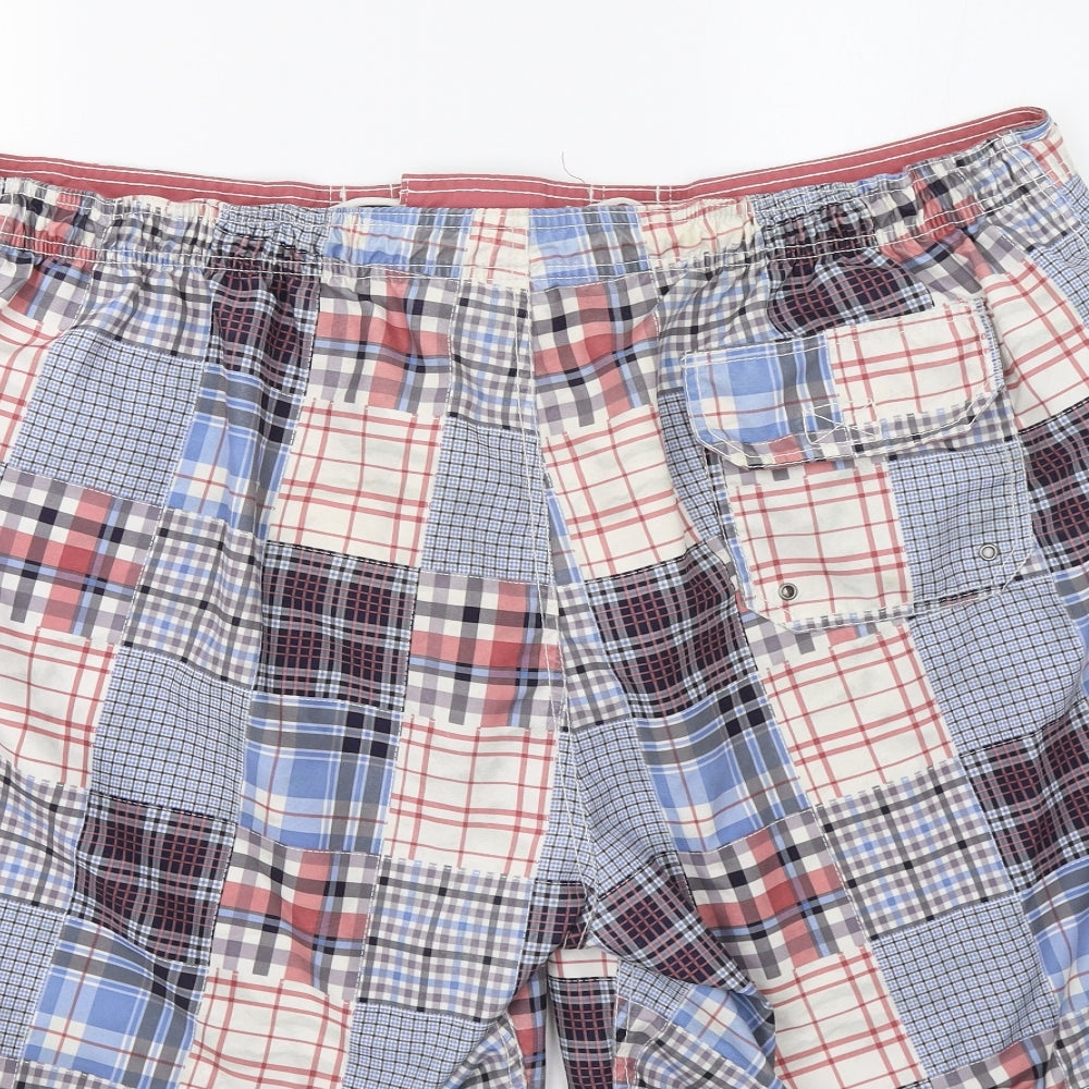 Preworn Mens Blue Check  Bermuda Shorts Size 2XL