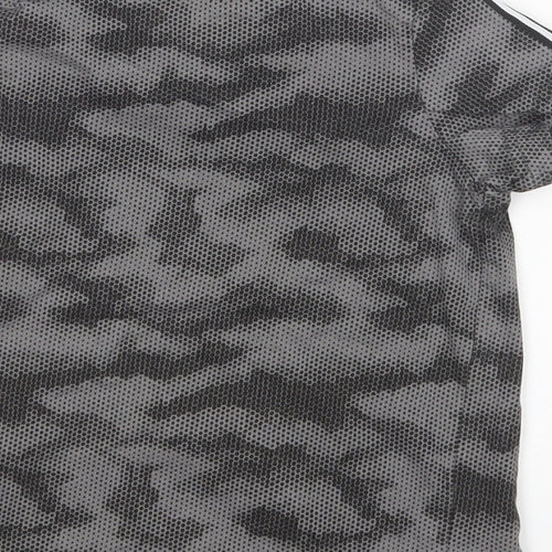 Matalan Boys Grey Camouflage  Basic T-Shirt Size 4 Years
