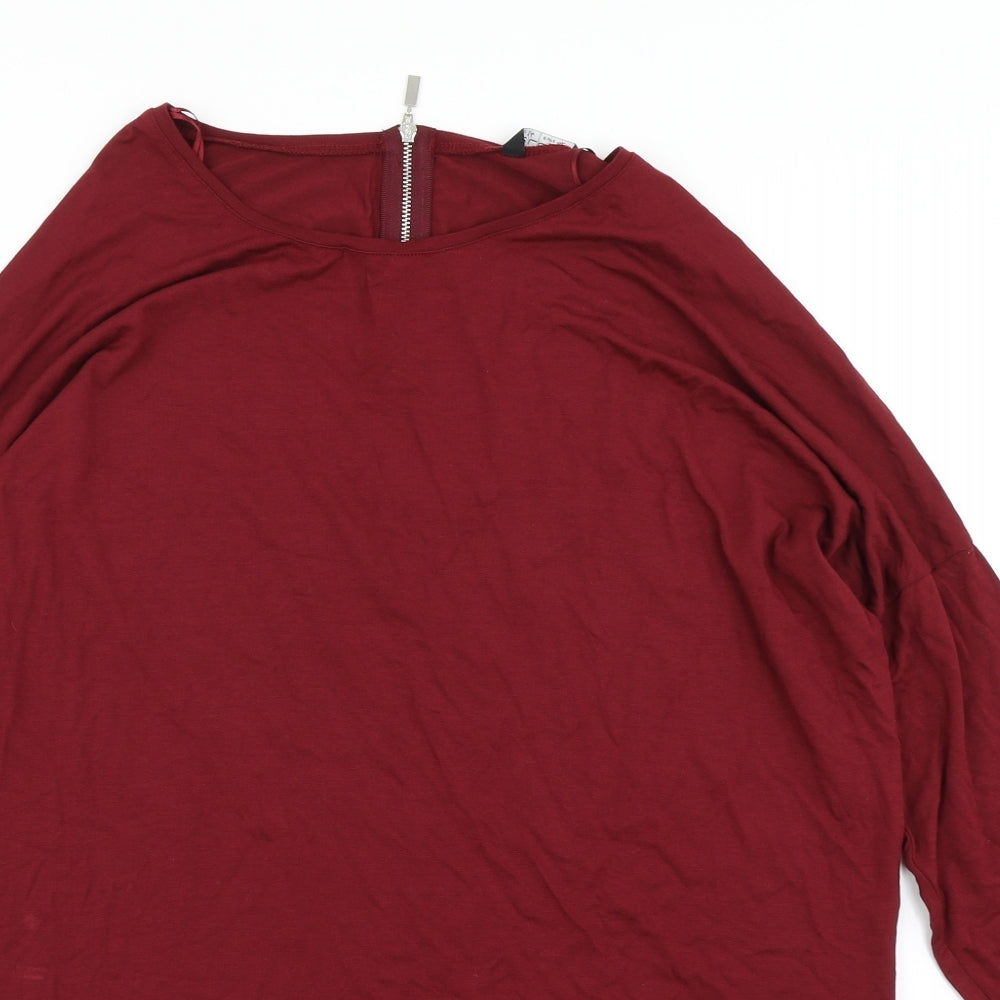 Select Womens Red   Basic T-Shirt Size 14