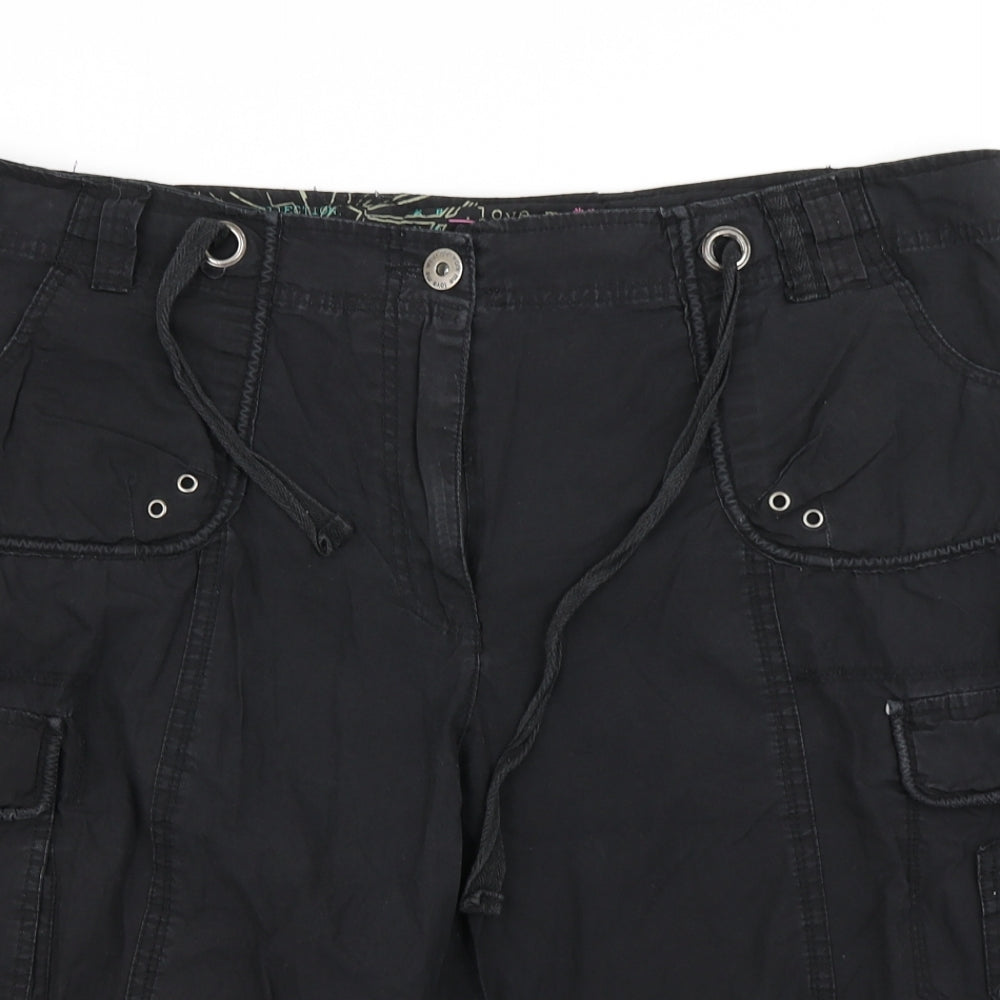 Inspire Womens Black   Cargo Shorts Size 20