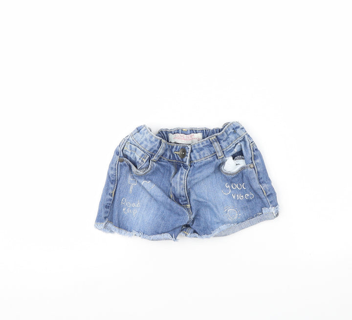 Preworn Girls Blue  Denim Cut-Off Shorts Size 7 Years