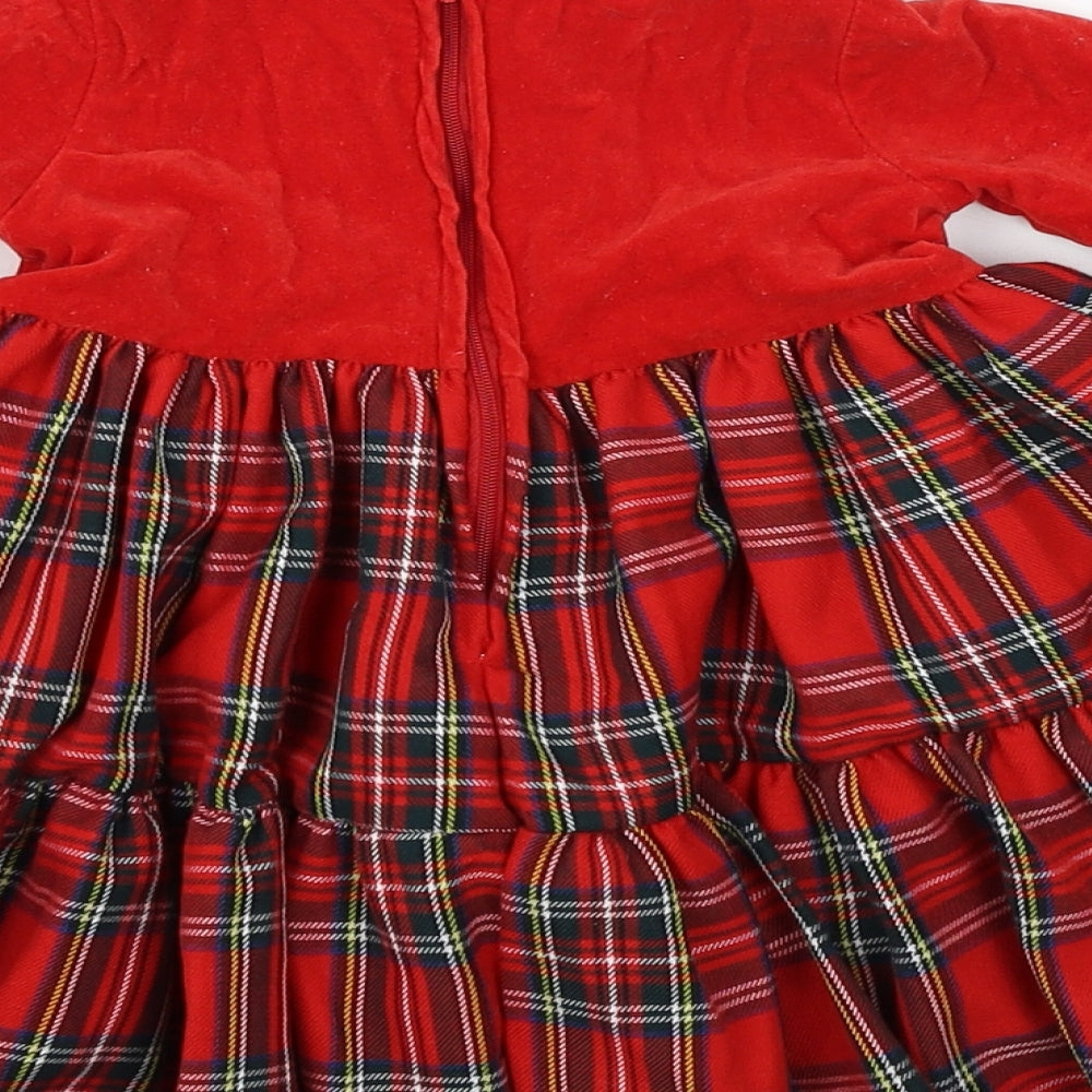 Preworn Girls Red Plaid Jersey Skater Dress  Size 9-12 Months