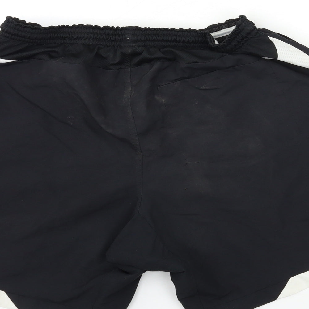 Umbro Mens Black   Sweat Shorts Size L