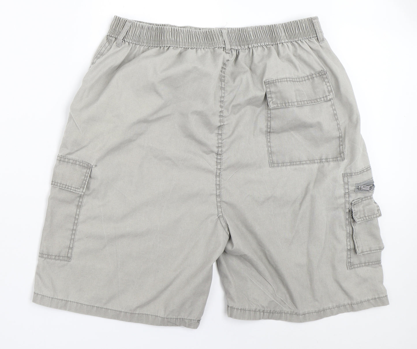V.G Mens Grey   Cargo Shorts Size 34 in
