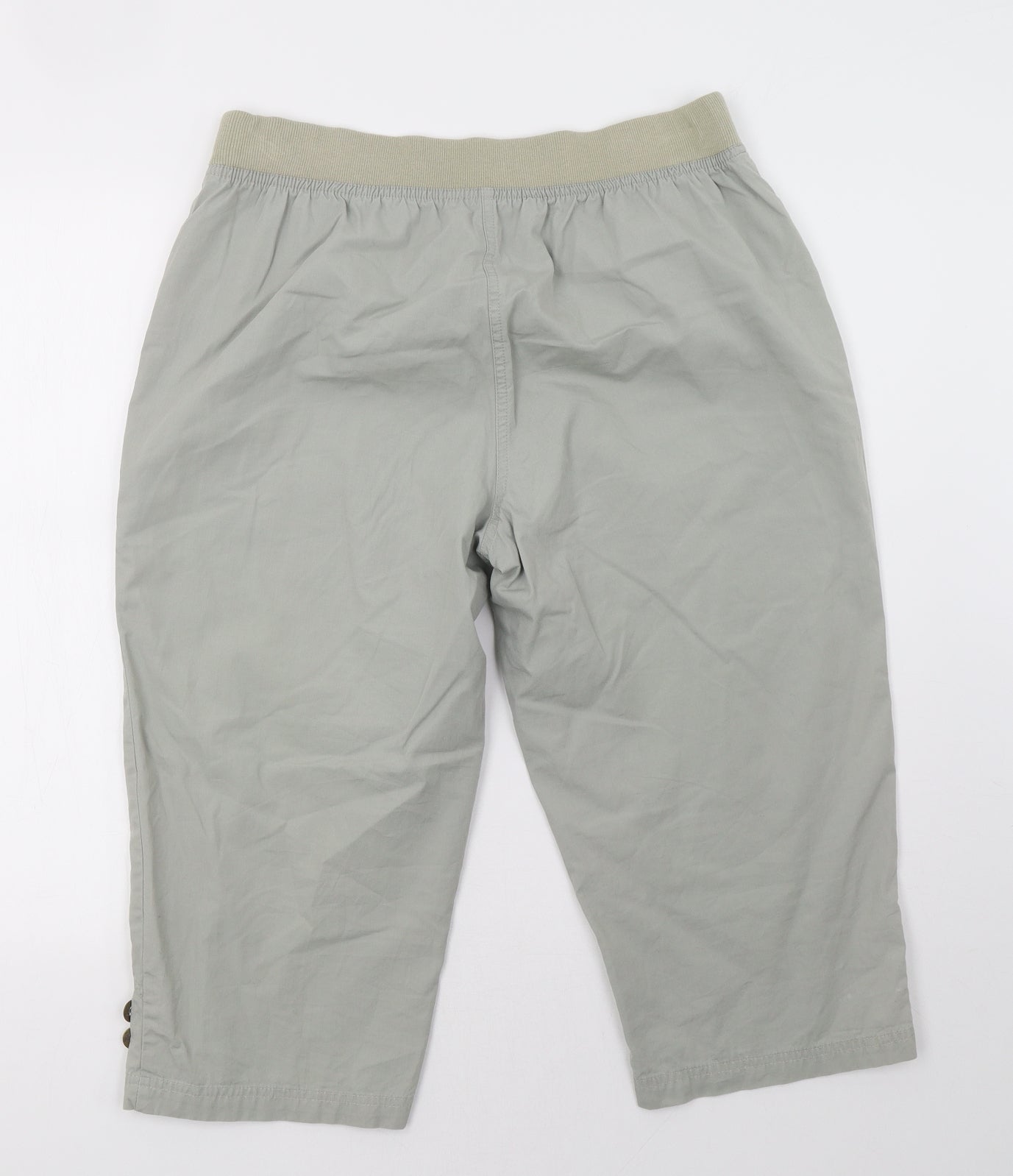 BM Womens Green    Shorts Size 14