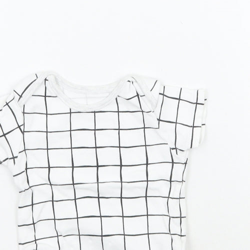 George Baby White Check  Babygrow One-Piece Size 6-9 Months