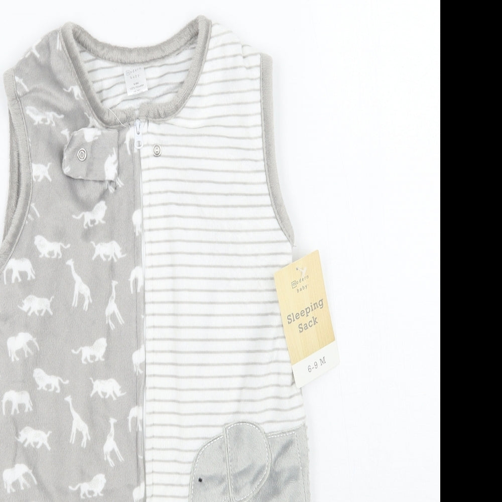 Modern baby Baby White Striped  Babygrow One-Piece Size 6-9 Months  - Grow bag