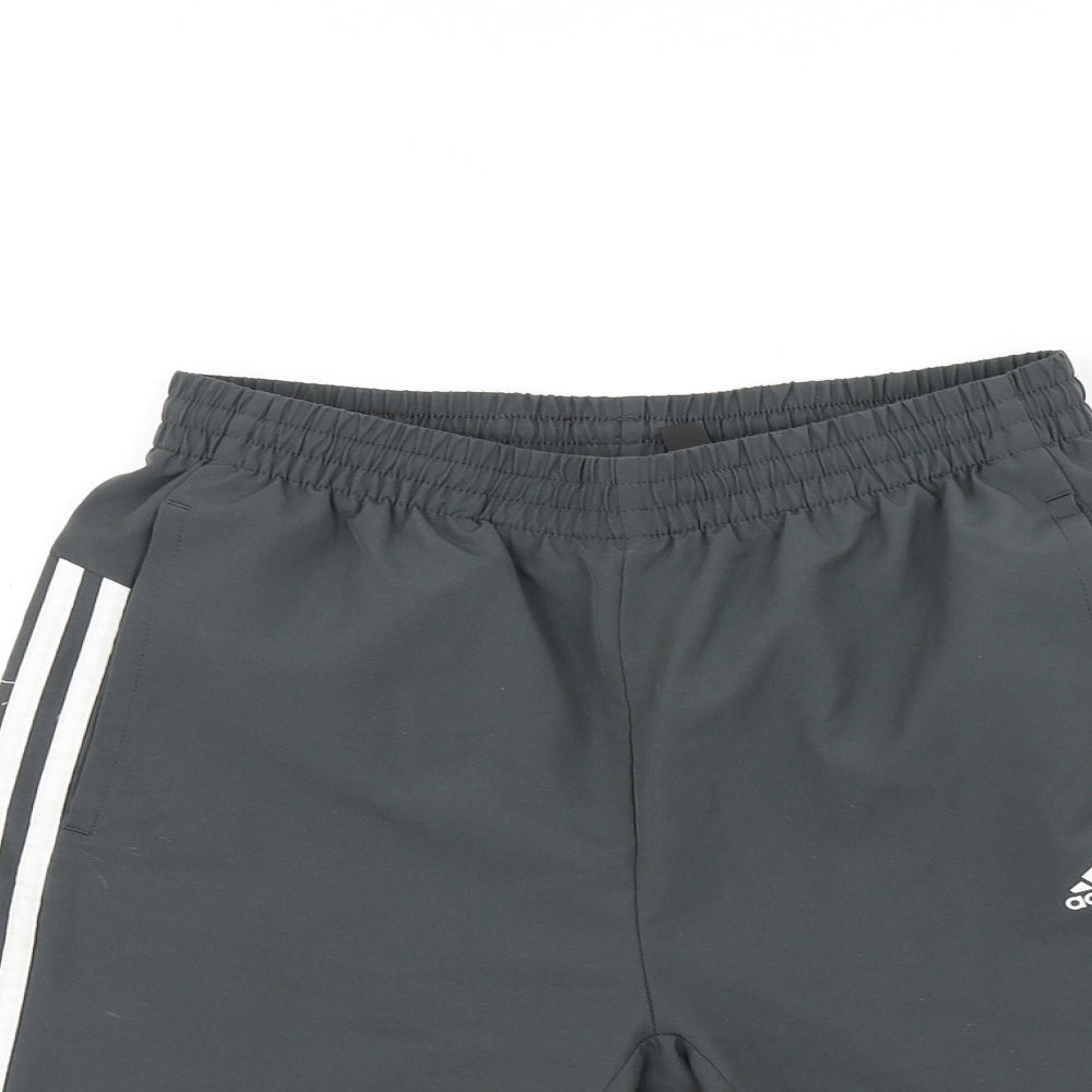 adidas Boys Green   Sweat Shorts Size 13-14 Years