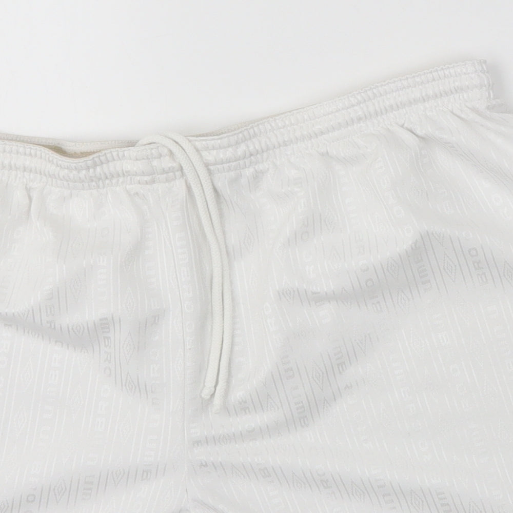 Umbro Mens White   Sweat Shorts Size L
