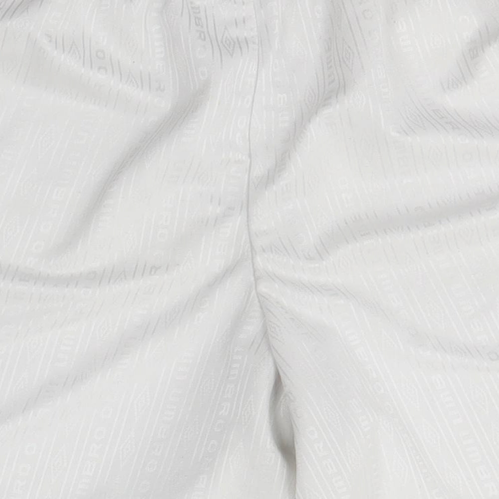 Umbro Mens White   Sweat Shorts Size L