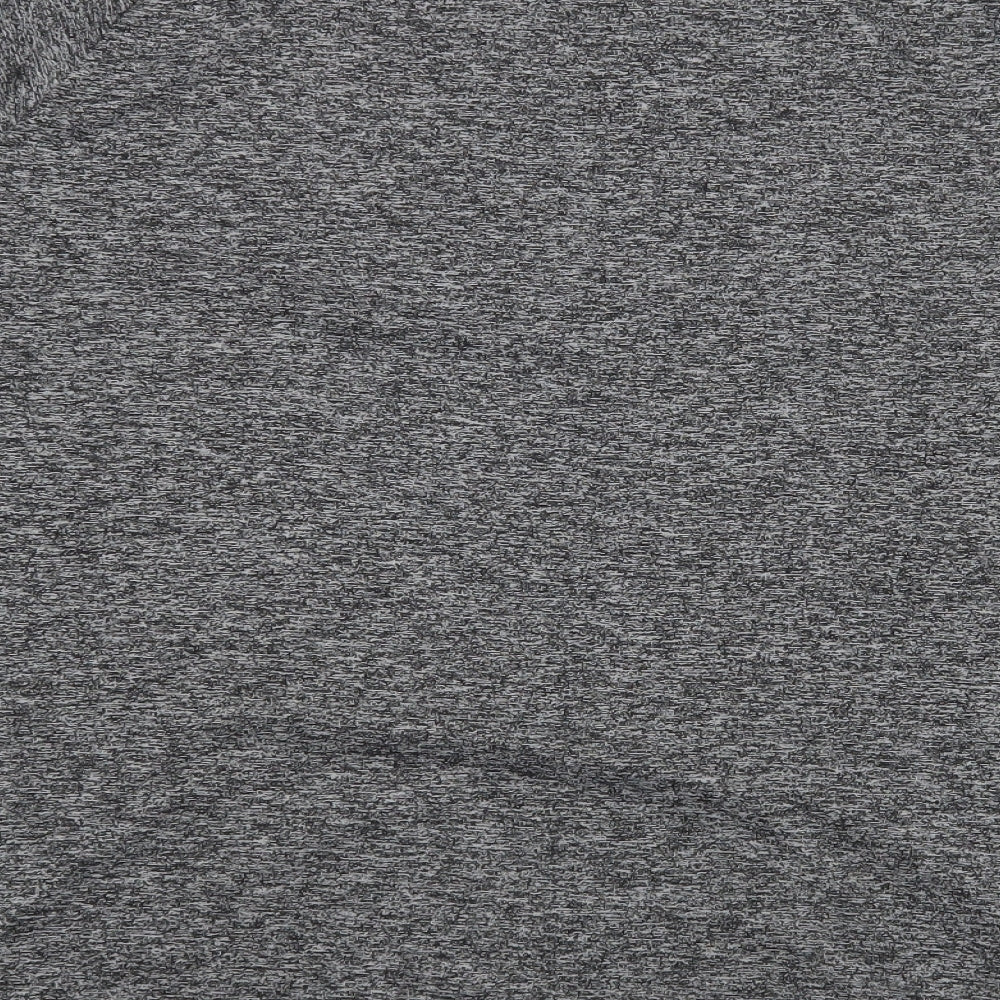 Under armour Mens Grey   Basic T-Shirt Size 2XL