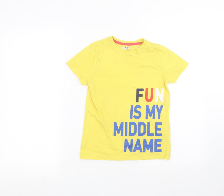 Preworn Girls Yellow   Basic T-Shirt Size 8 Years