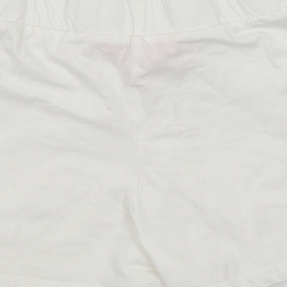 Young Dimension Girls White   Hot Pants Shorts Size 12-13 Years