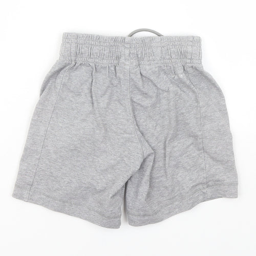 adidas Boys Grey   Sweat Shorts Size 5-6 Years