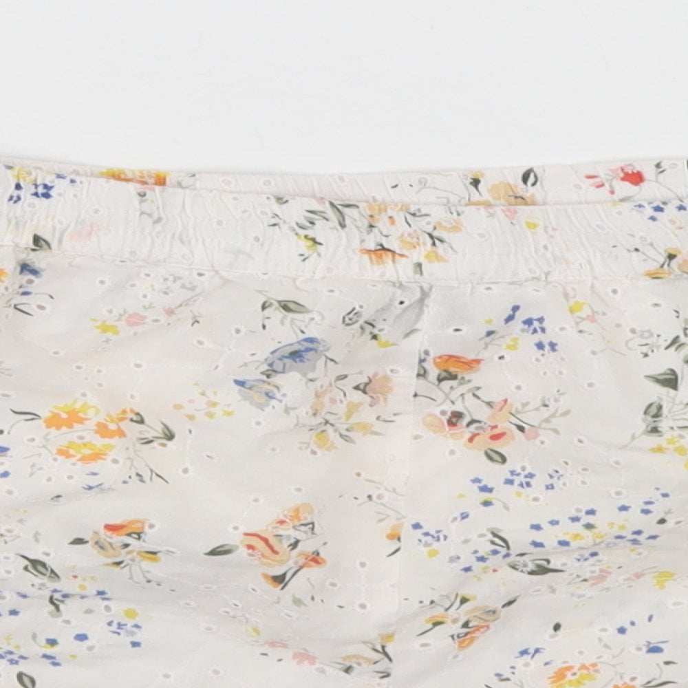 Primark Womens White Floral  Cut-Off Shorts Size 14