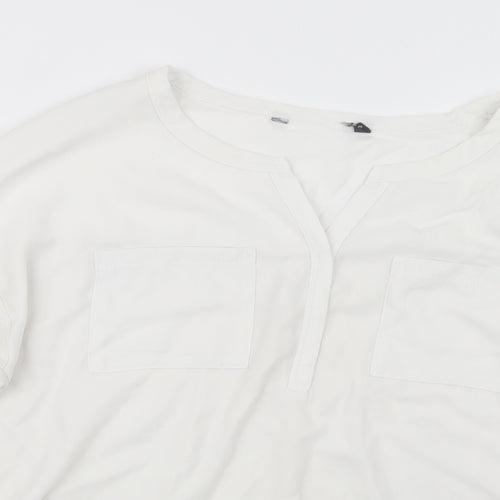 Preworn Womens White   Basic T-Shirt Size 10